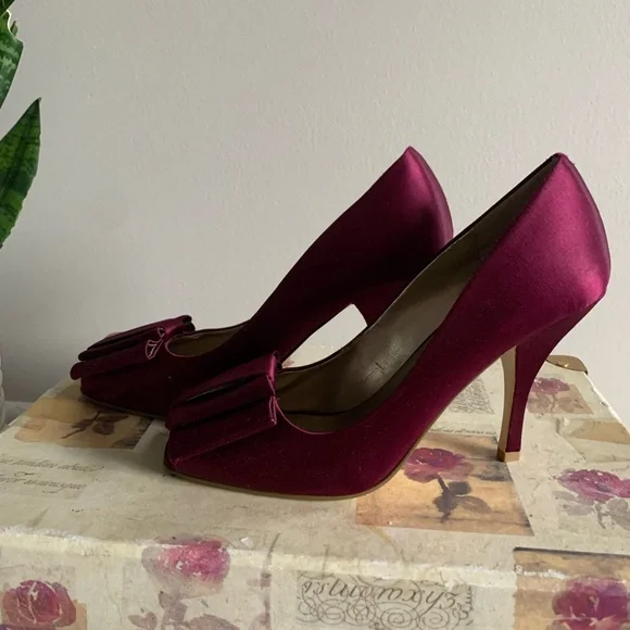 Nine West Burgundy Satin Heels - Picture 3 of 6